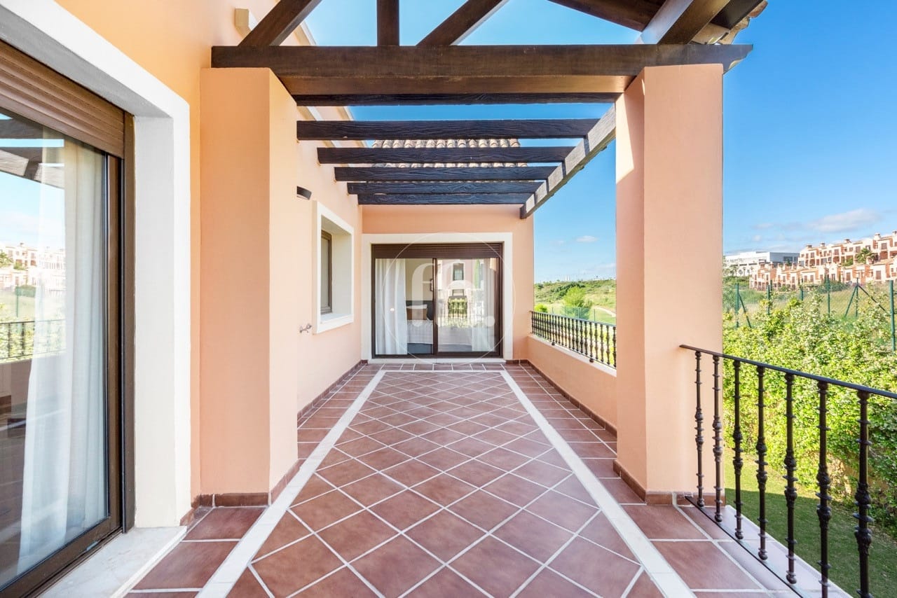 Detached villas for sale in Estepona just 1km from the beach and boardwalk - Image 16