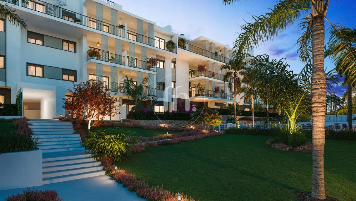 Nueva promoción de apartamentos modernos en el centro de Estepona - Image 8