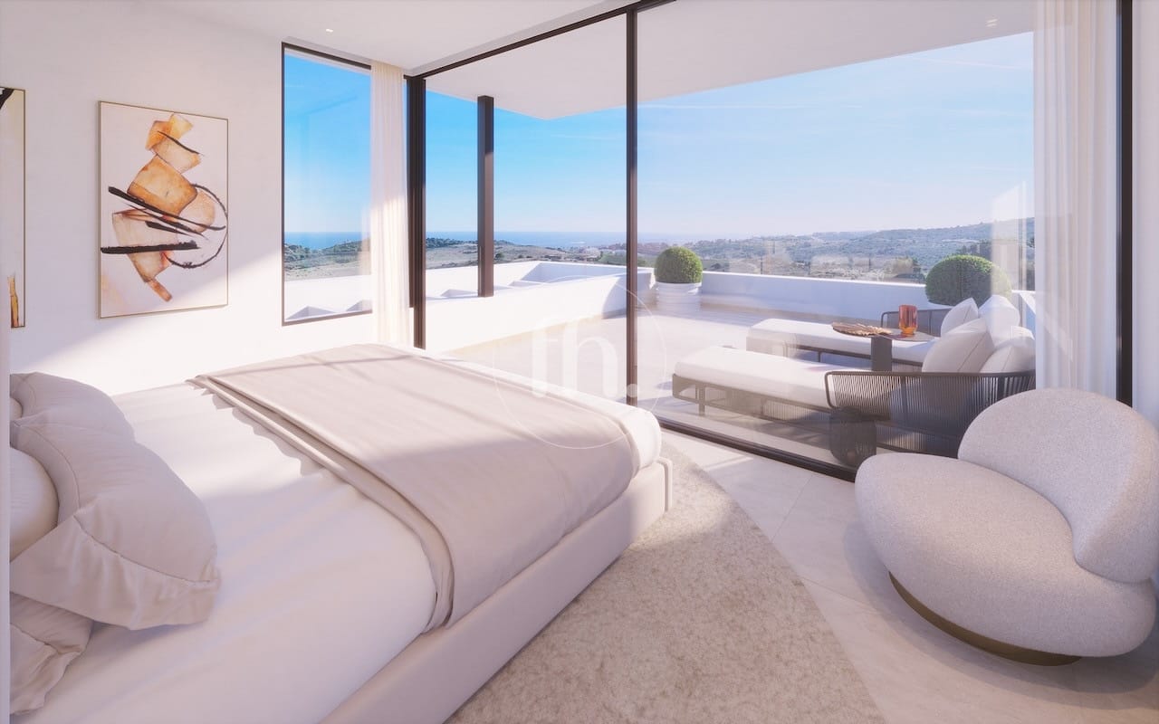 Modern villa with spectacular golf and sea views for sale in Estepona Golf! - Image 4