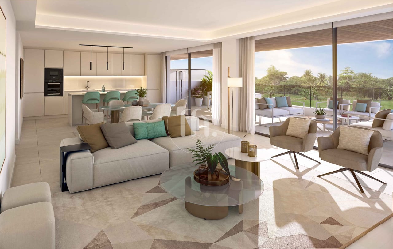 Stylish ground floor luxury apartment in new development in Atalaya, Estepona - Image 4