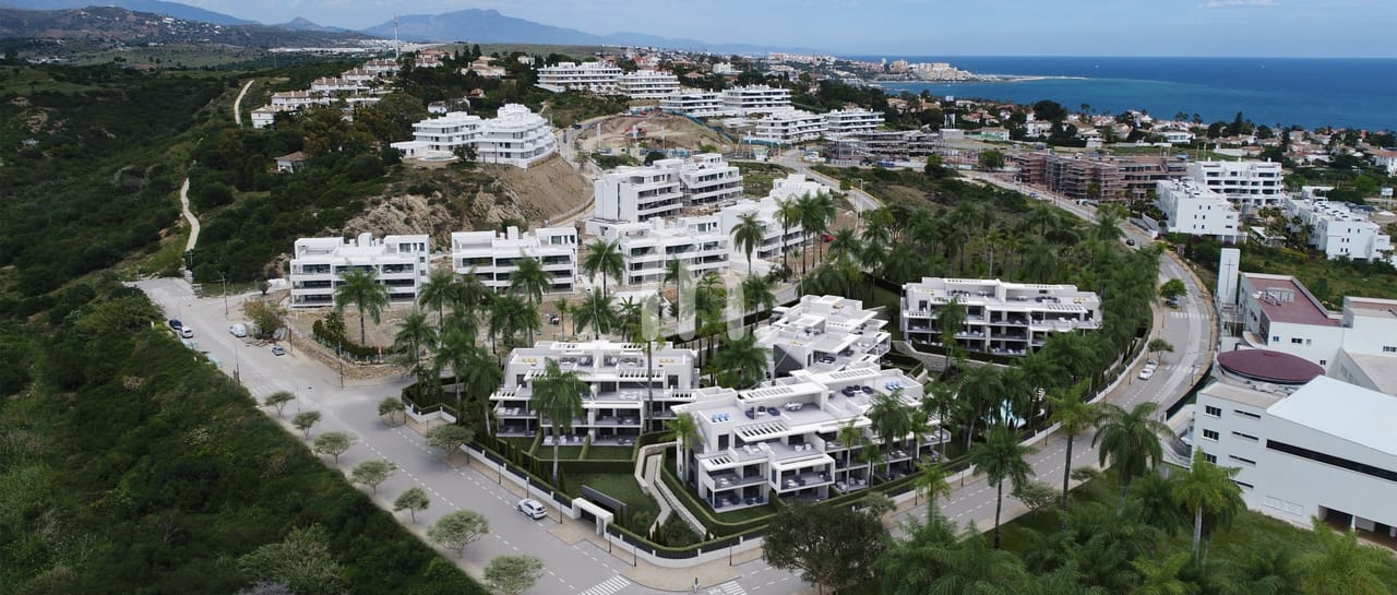 Excellent off plan stylish development in great location - pre licence prices! - Image 39