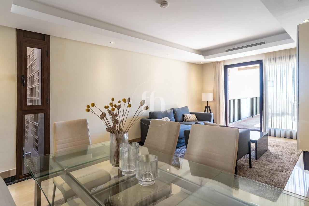 Fantastic duplex penthouse on a front line beach private urbanisation! - Image 12