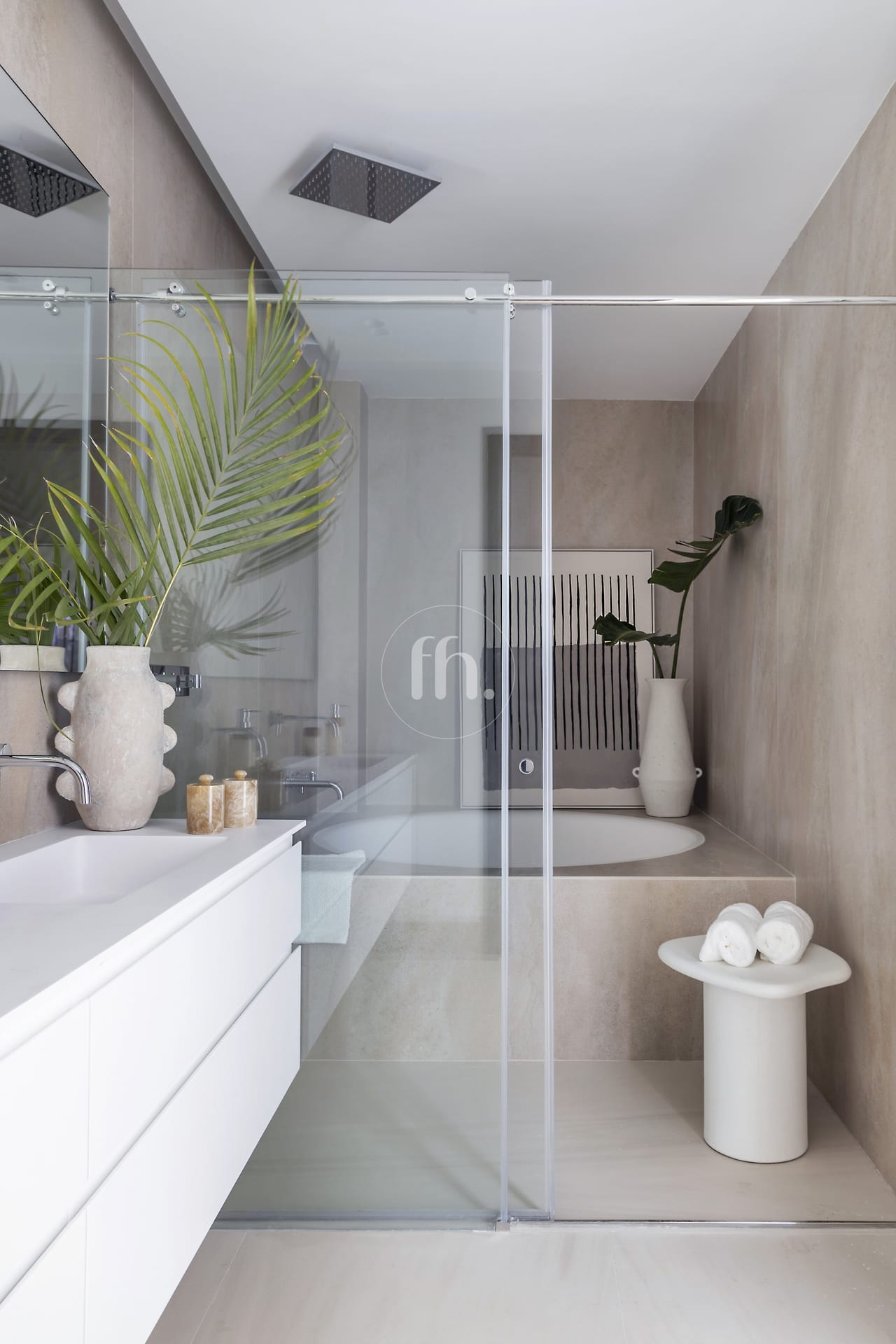 ¡Primera línea de playa! Lujoso apartamento de tres dormitorios en la residencia The Sapphire, Estepona Oeste. - Image 17