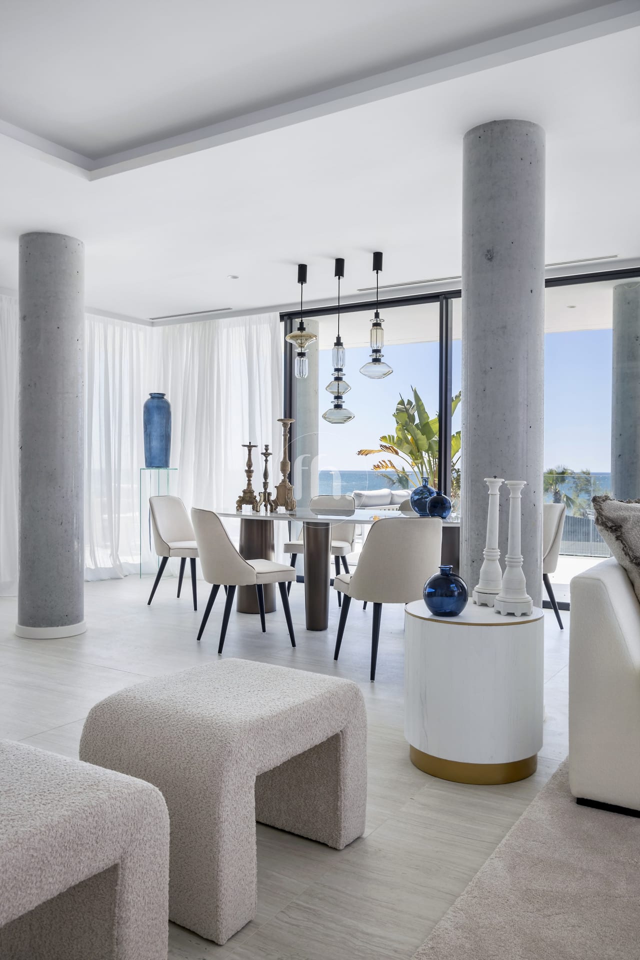 ¡Primera línea de playa! Lujoso apartamento de tres dormitorios en la residencia The Sapphire, Estepona Oeste. - Image 3