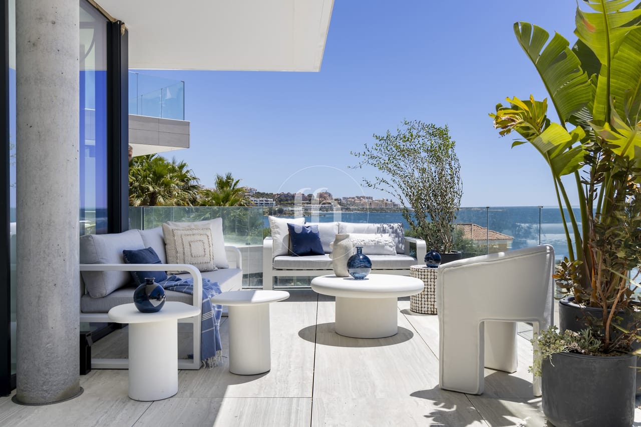 ¡Primera línea de playa! Lujoso apartamento de tres dormitorios en la residencia The Sapphire, Estepona Oeste. - Image 7
