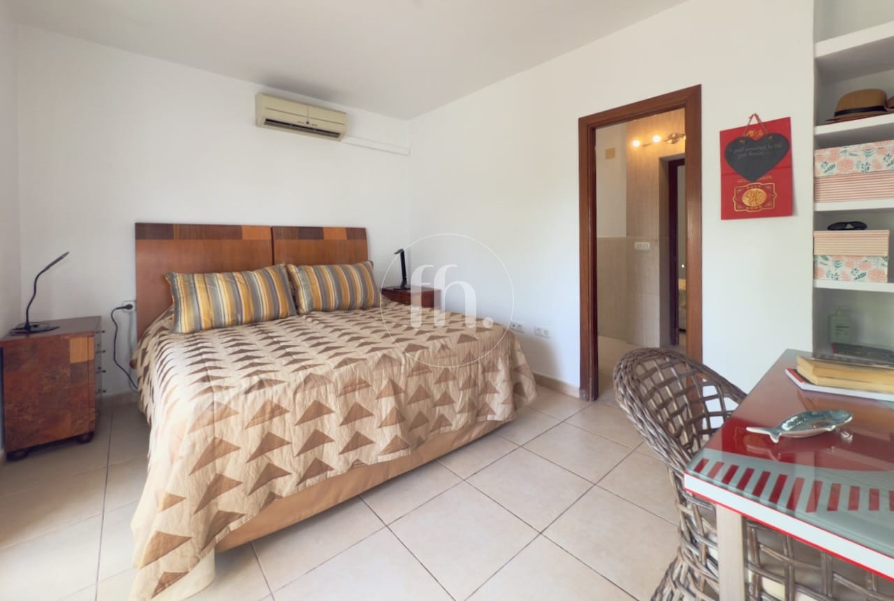 ¡Oportunidad única! Villa independiente con gran potencial cerca de Estepona - Image 23