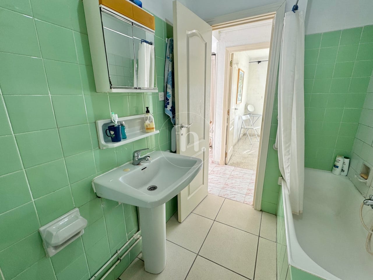 En exclusiva! Propiedad en venta en el corazon del puerto de Estepona con vistas abiertas - Image 14