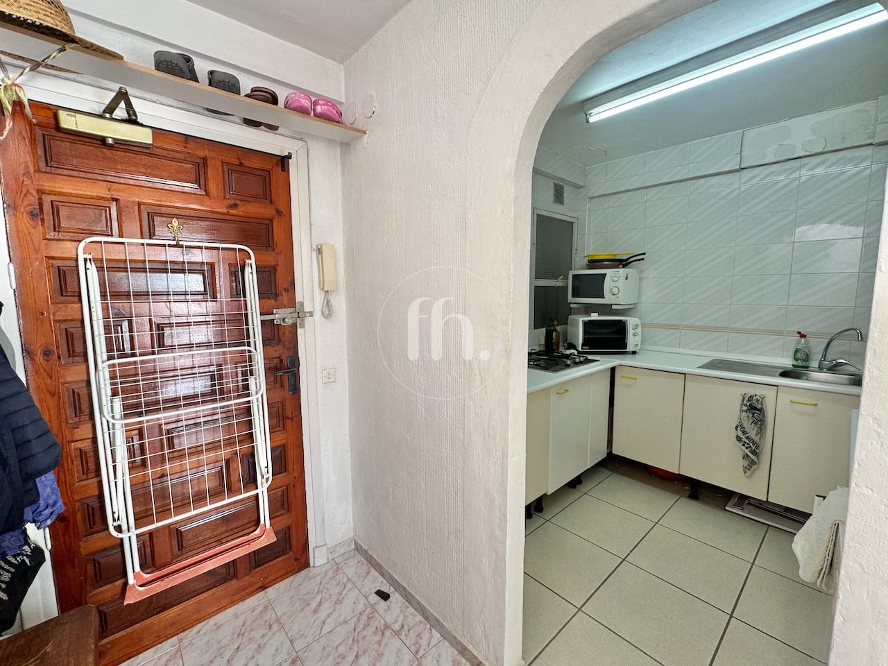 En exclusiva! Propiedad en venta en el corazon del puerto de Estepona con vistas abiertas - Image 18