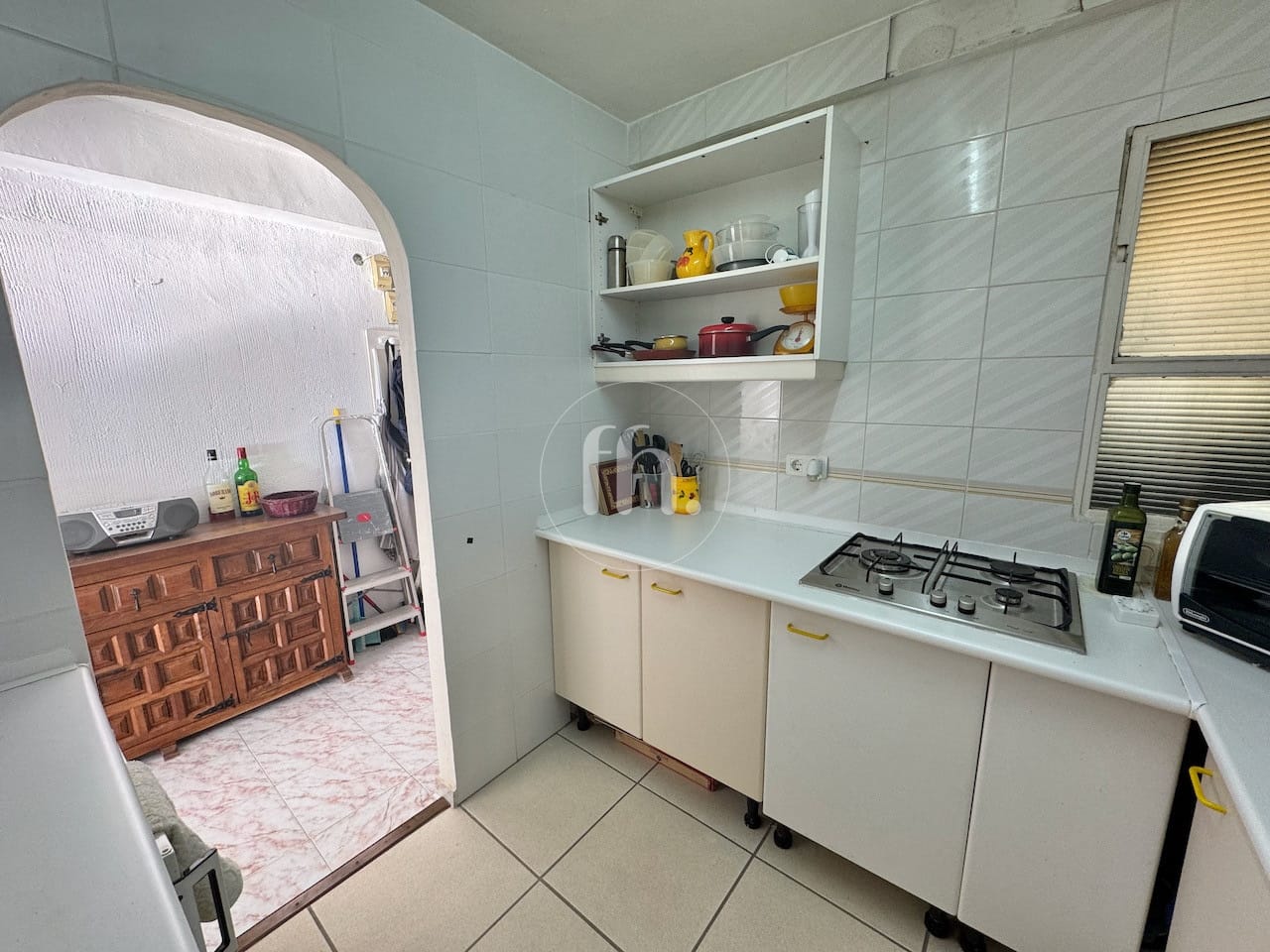 En exclusiva! Propiedad en venta en el corazon del puerto de Estepona con vistas abiertas - Image 7