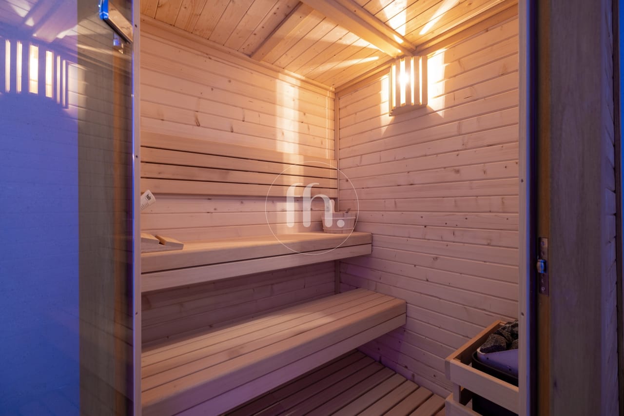 Modernas y amplias casas adosadas en Azata Golf, ¡a tan solo 10 minutos en coche de Estepona! - Image 20