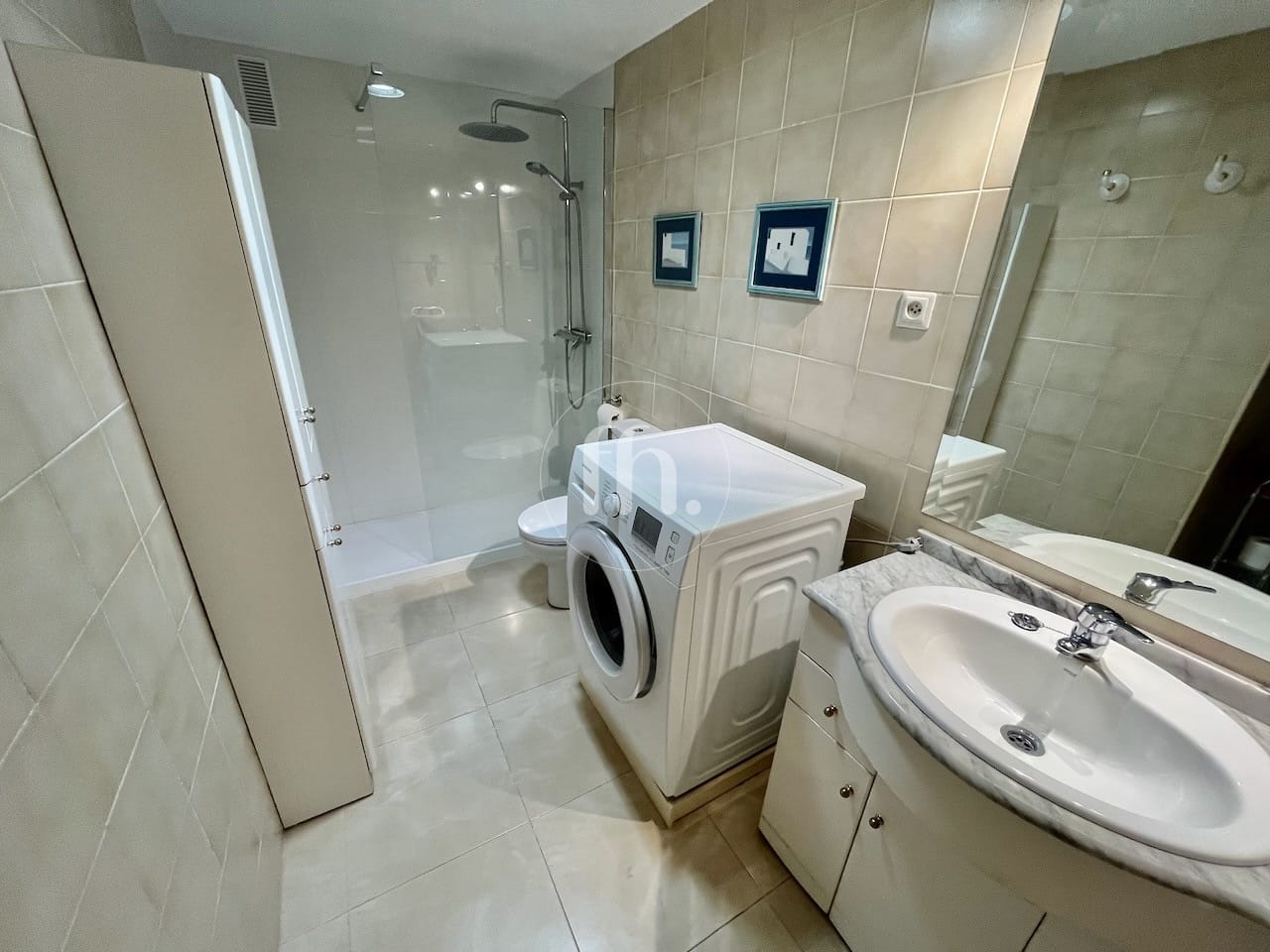 Increíble apartamento junto al puerto deportivo de Estepona con vistas al mar - Image 21