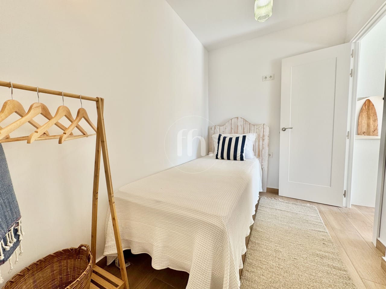 Apartamento reformado al lado del puerto deportivo de Estepona - Image 10