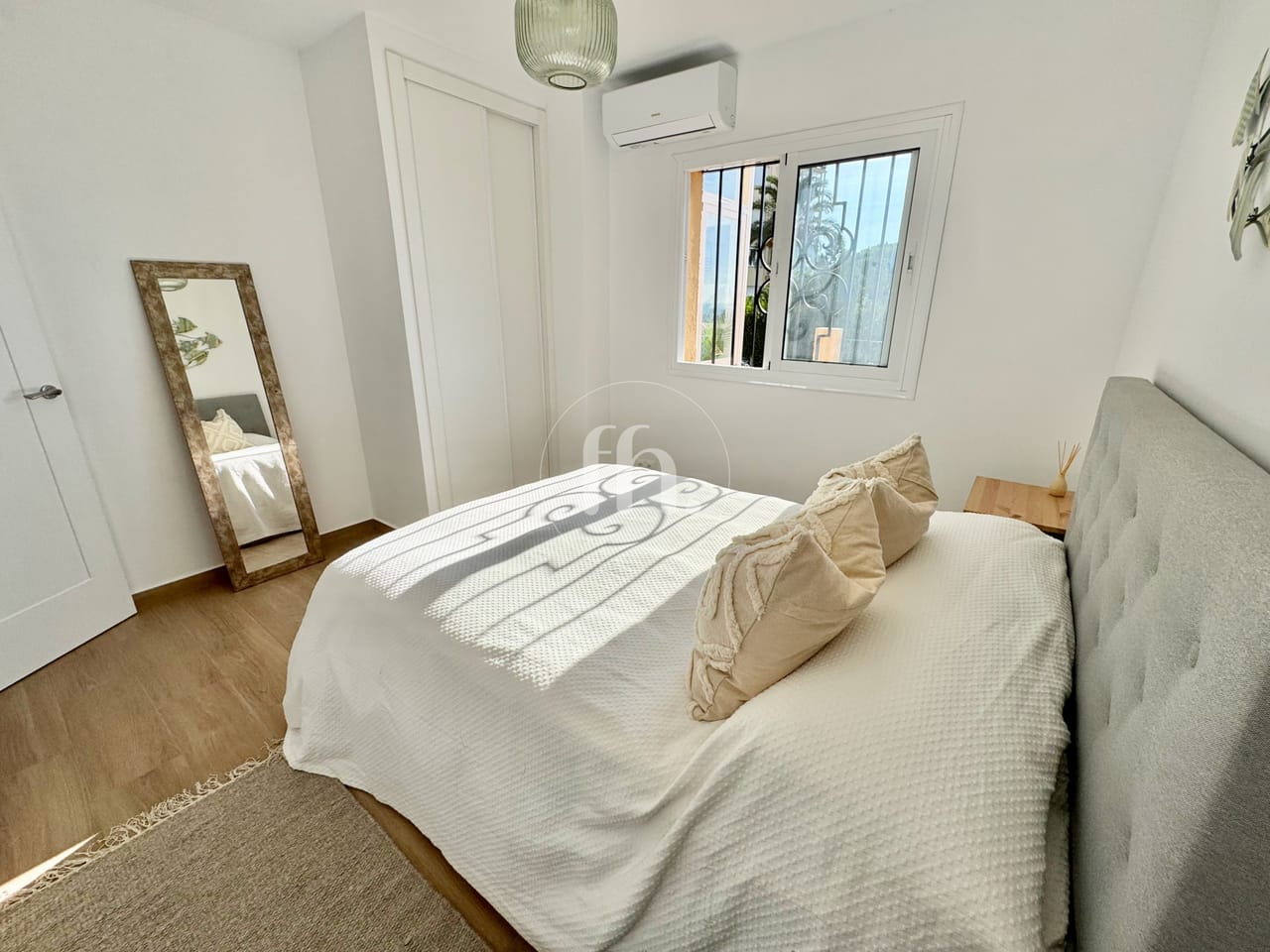 Apartamento reformado al lado del puerto deportivo de Estepona - Image 9