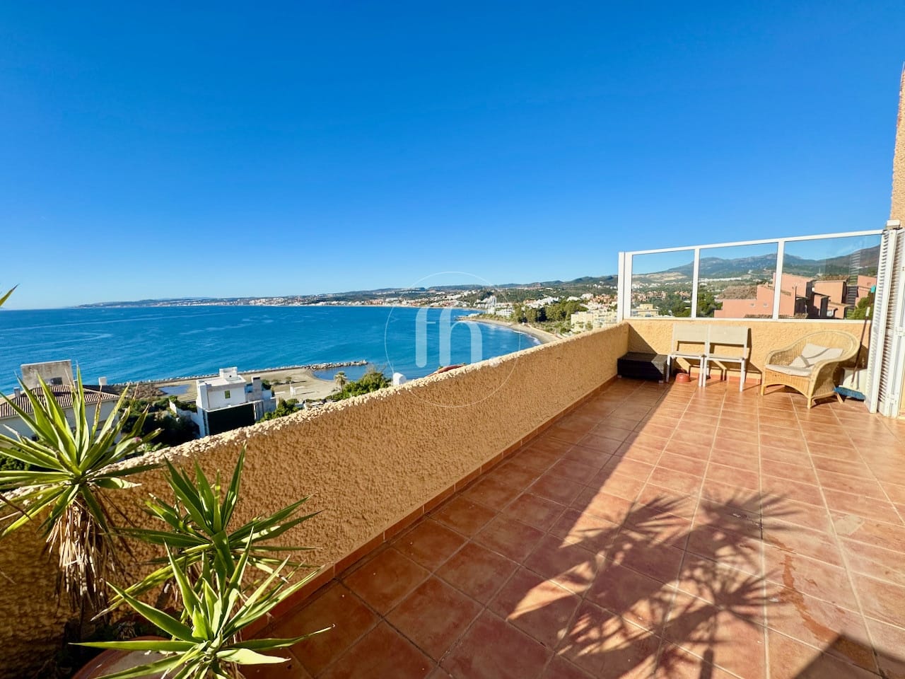 Incredible duplex penthouse overlooking playa del cristo in Estepona with panoramic sea views - Image 1
