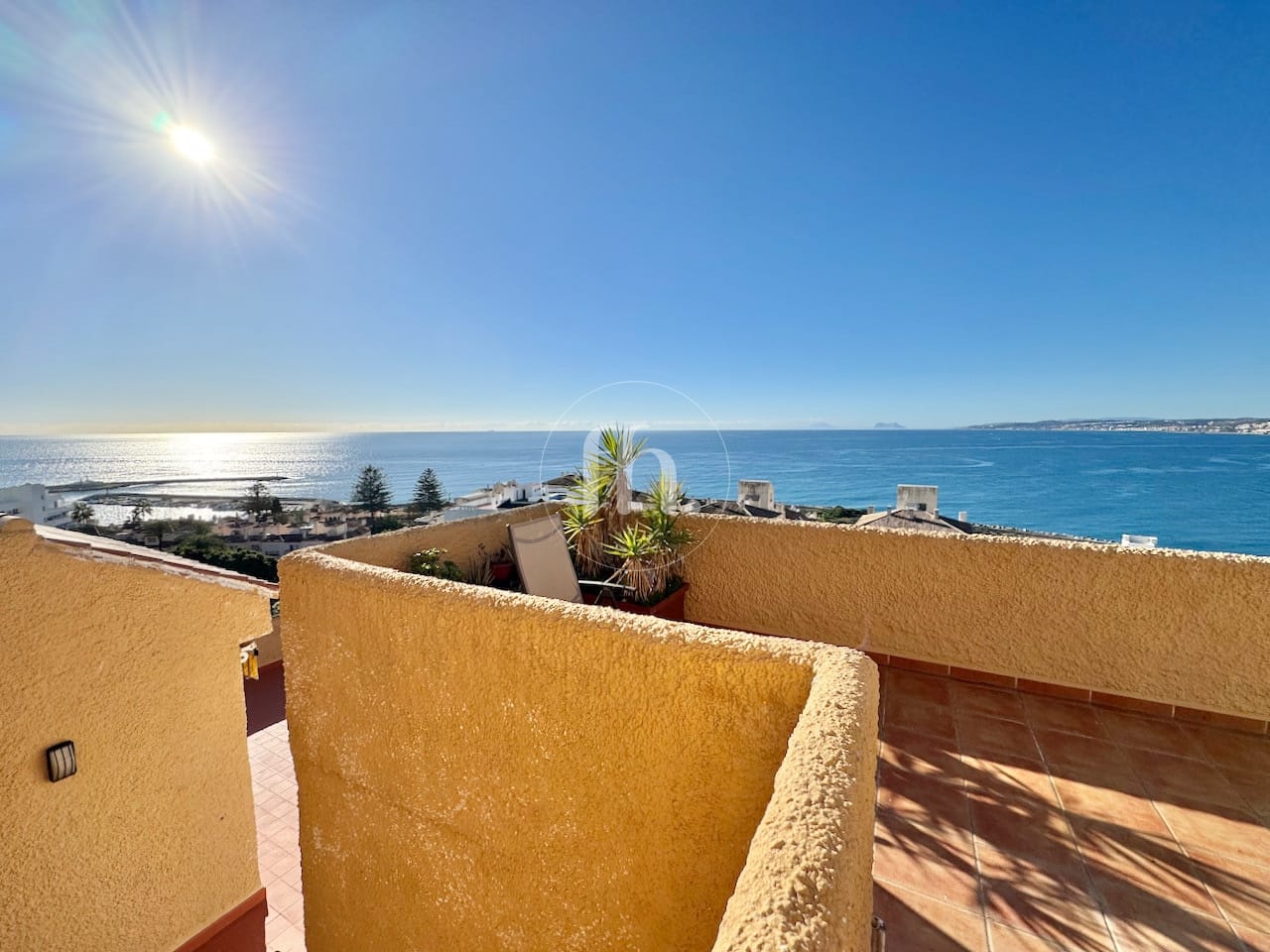 Incredible duplex penthouse overlooking playa del cristo in Estepona with panoramic sea views - Image 19
