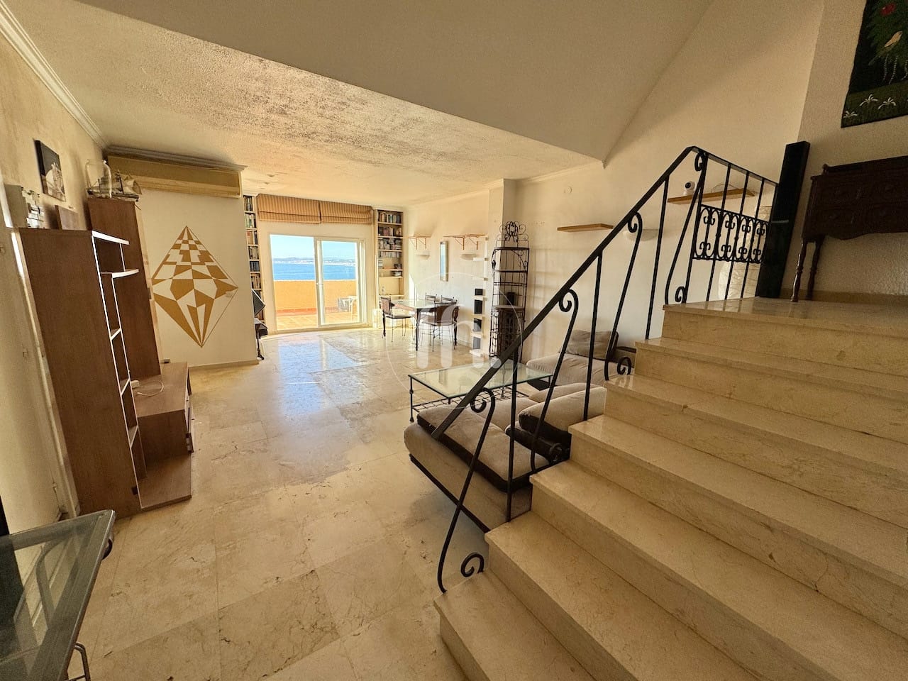 Incredible duplex penthouse overlooking playa del cristo in Estepona with panoramic sea views - Image 6