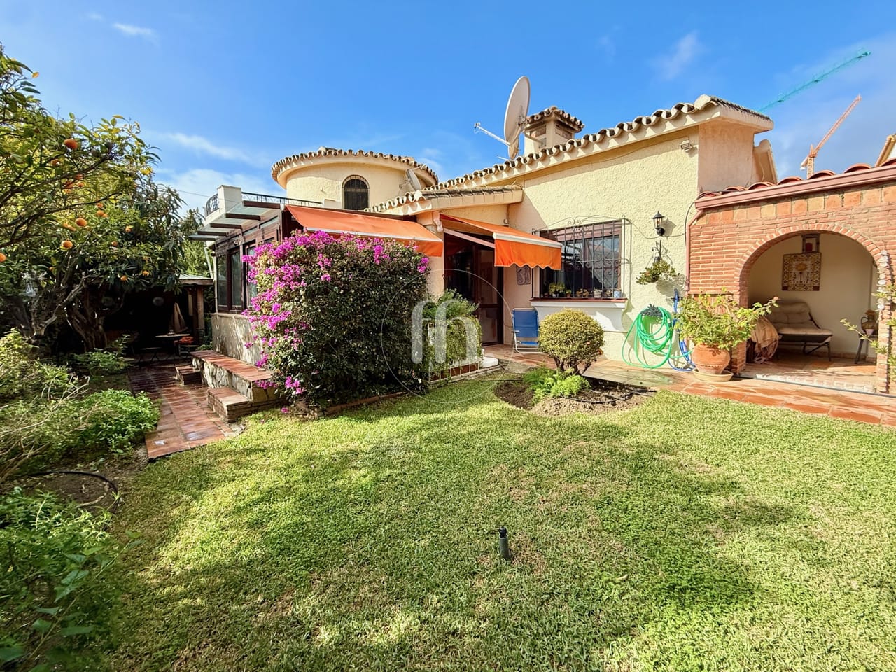 Charming Detached Villa For Sale in Don Pedro, Estepona - Image 22