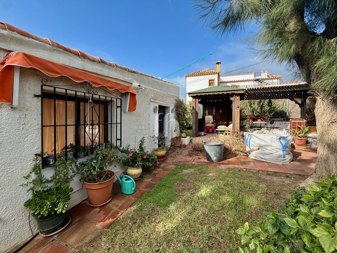 Charming Detached Villa For Sale in Don Pedro, Estepona - Image 33
