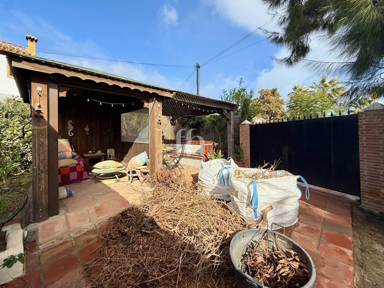 Charming Detached Villa For Sale in Don Pedro, Estepona - Image 35