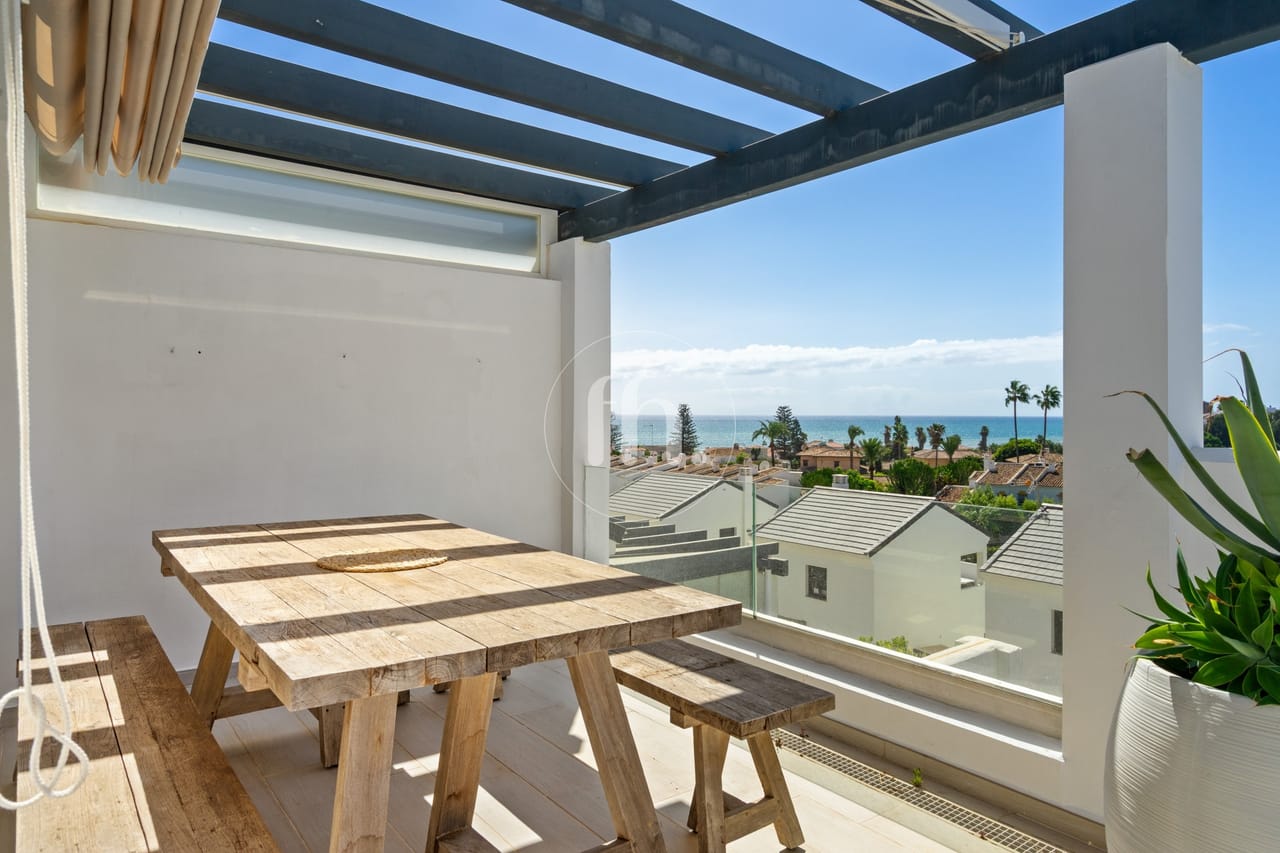 Impecable duplex ático con vistas al mar en Arroyo Vaquero Estepona! - Image 2