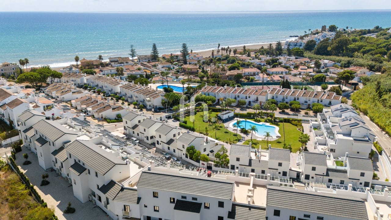 Impecable duplex ático con vistas al mar en Arroyo Vaquero Estepona! - Image 3
