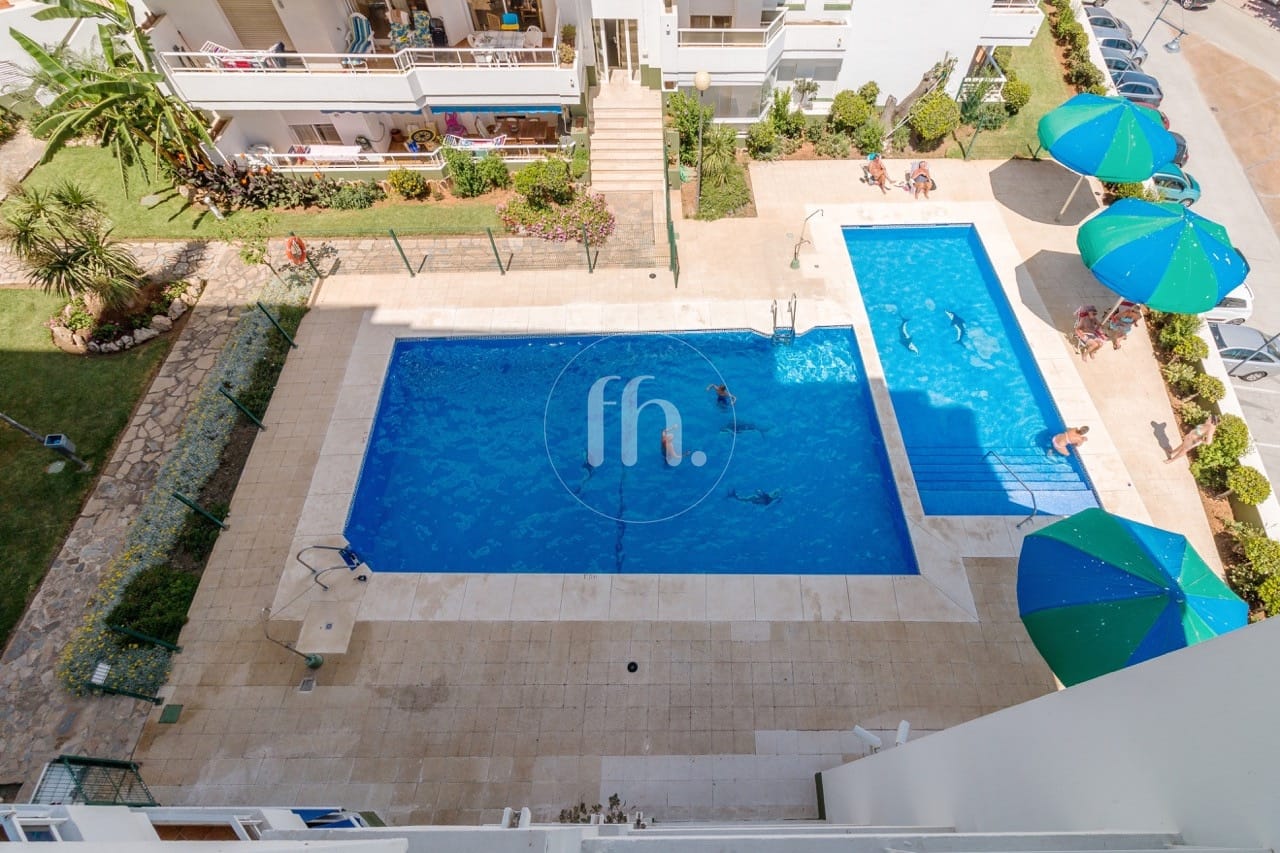 EXCLUSIVITÉ - PREMIÈRE LIGNE DU PORT - Appartement ensoleillé de 2 chambres exposé plein sud avec vue mer à Estepona Marina – Emplacement de choix et fort potentiel de rénovation - Image 26