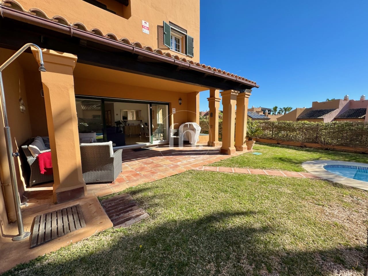 Luxueuse maison de ville jumelée à vendre à Seghers Estepona - Image 12