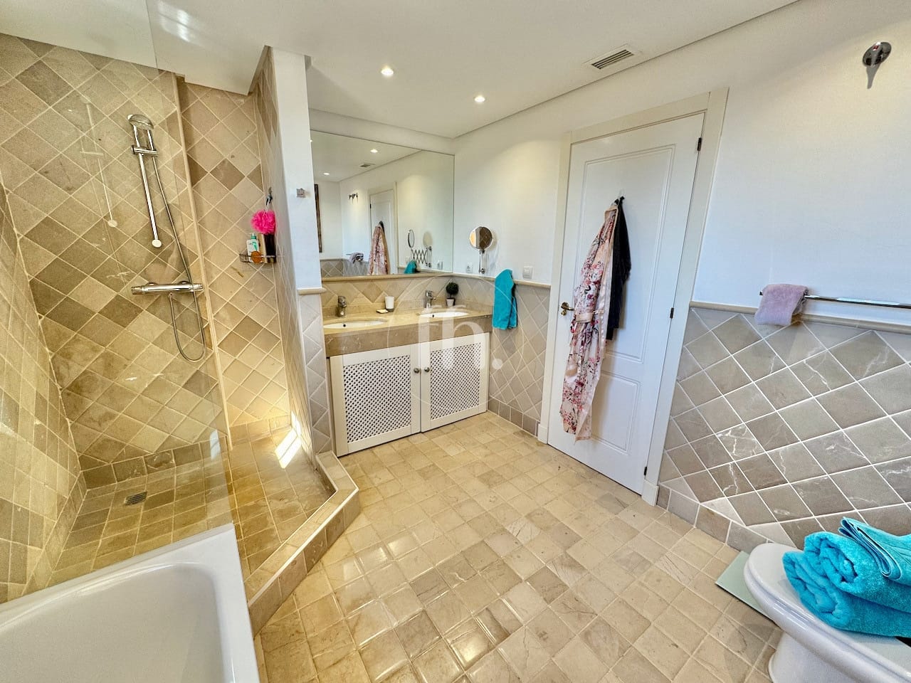 Luxueuse maison de ville jumelée à vendre à Seghers Estepona - Image 20