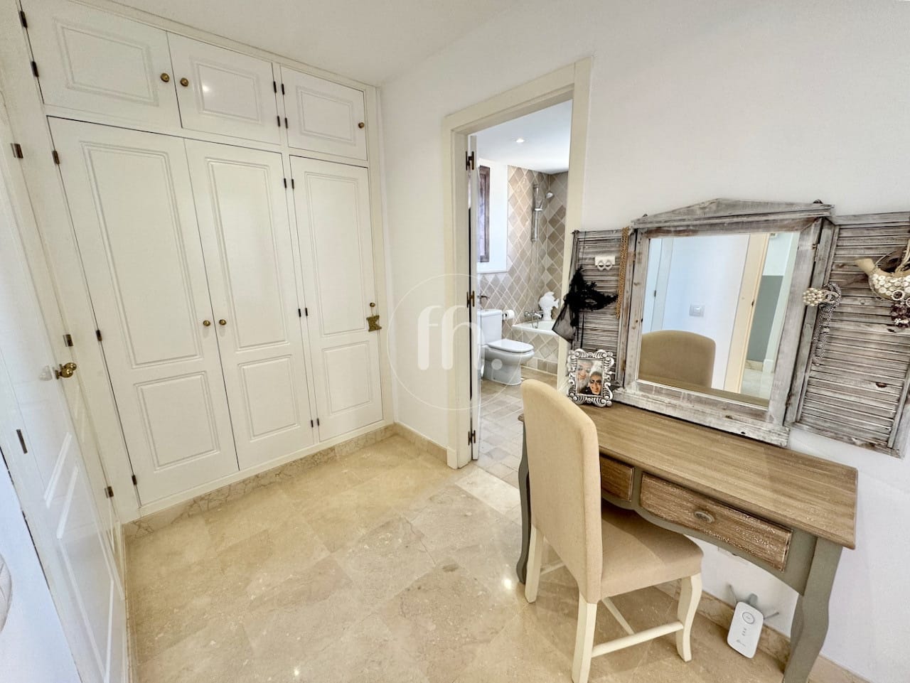 Luxueuse maison de ville jumelée à vendre à Seghers Estepona - Image 25