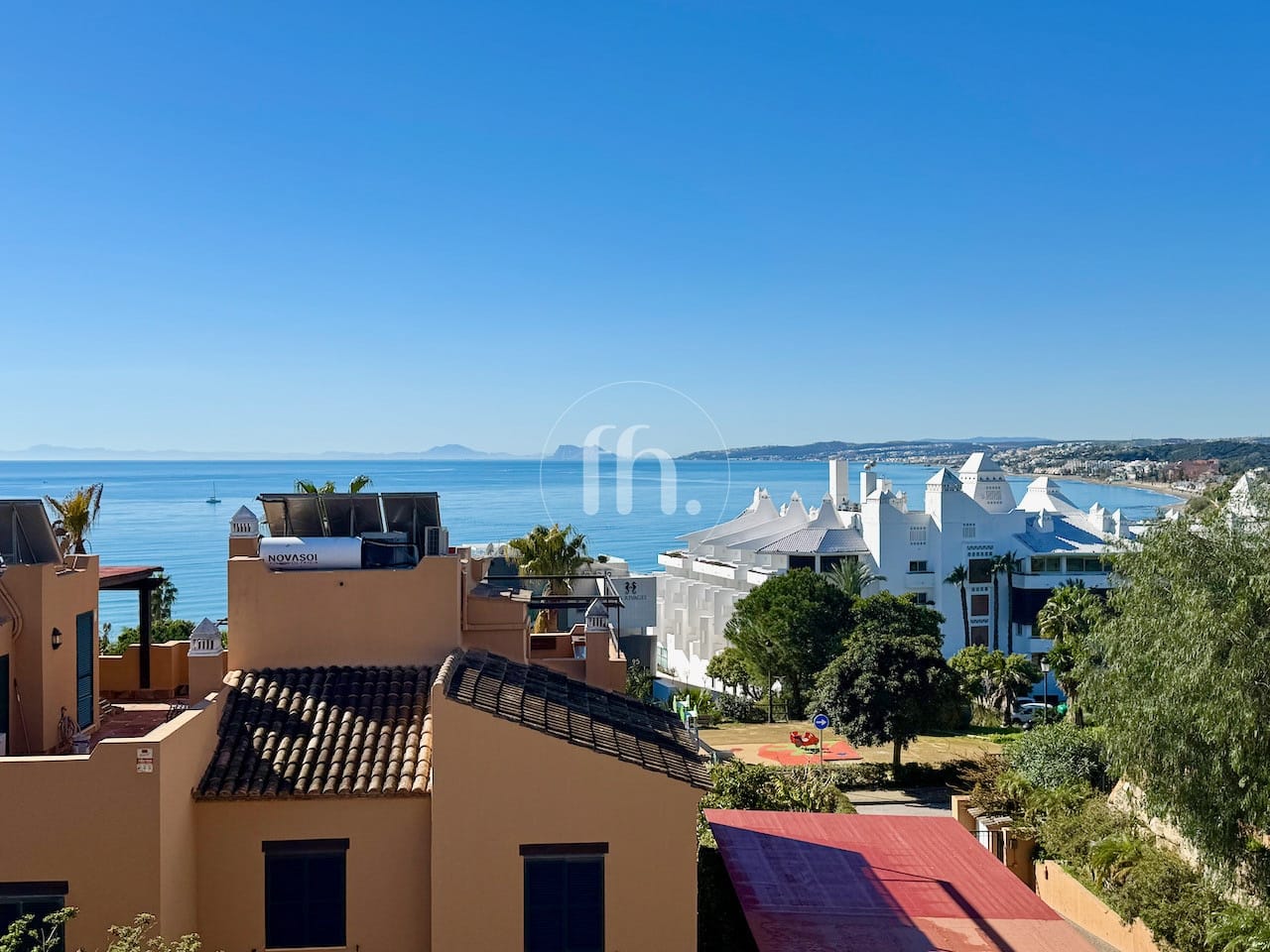 Luxueuse maison de ville jumelée à vendre à Seghers Estepona - Image 32