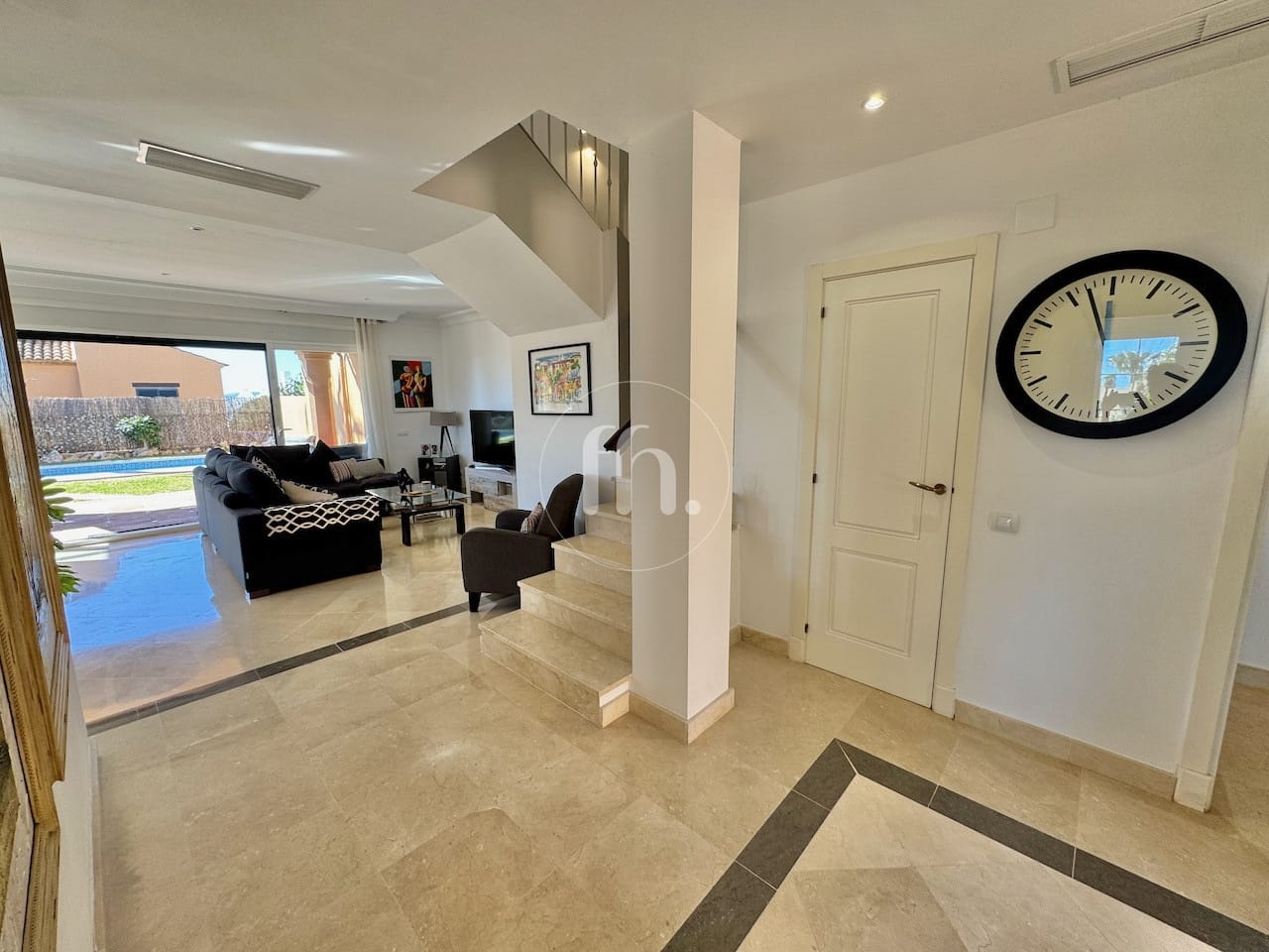 Luxueuse maison de ville jumelée à vendre à Seghers Estepona - Image 6