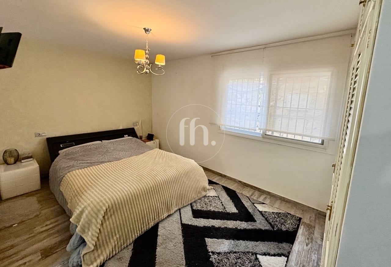 Townhouse with Sea Views in Seghers, Estepona - Image 9