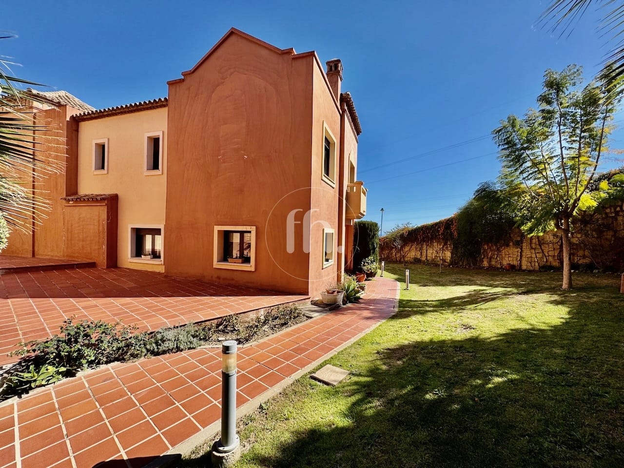 Corner Townhouse in Las Villas de Santa María, Estepona West - Image 23