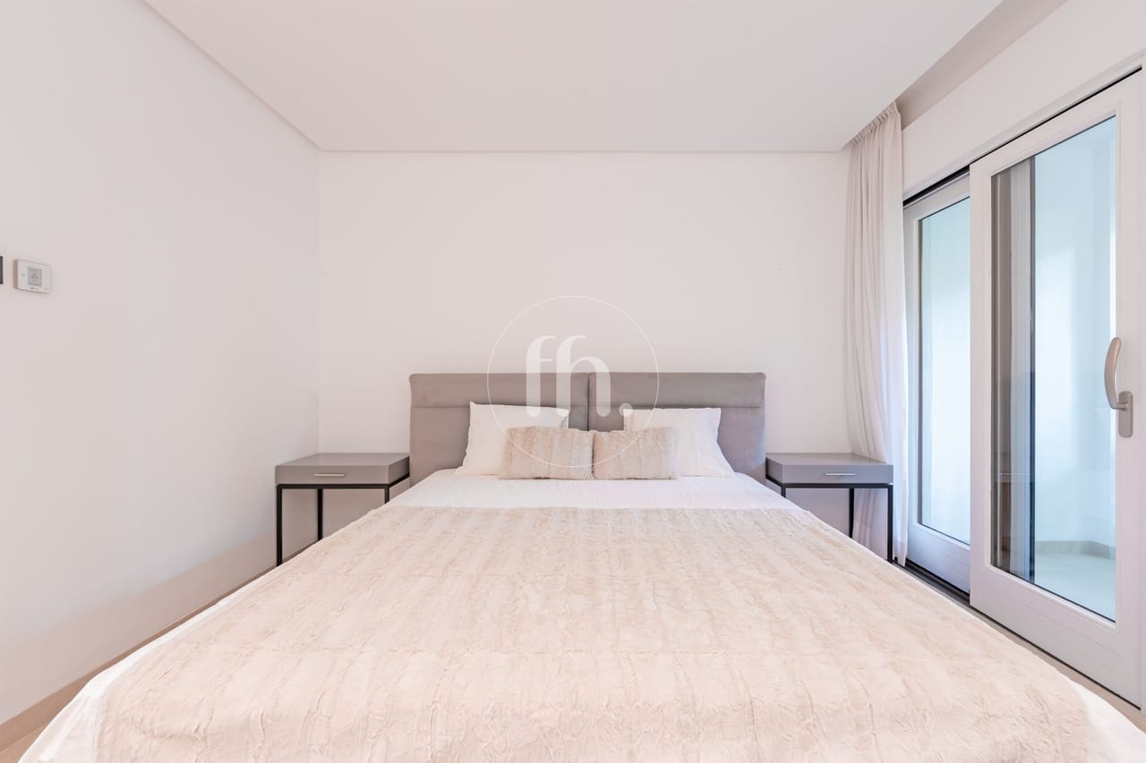 Frontline Beach apartment with Panoramic Sea Views in Doncella Beach, Estepona - Image 20