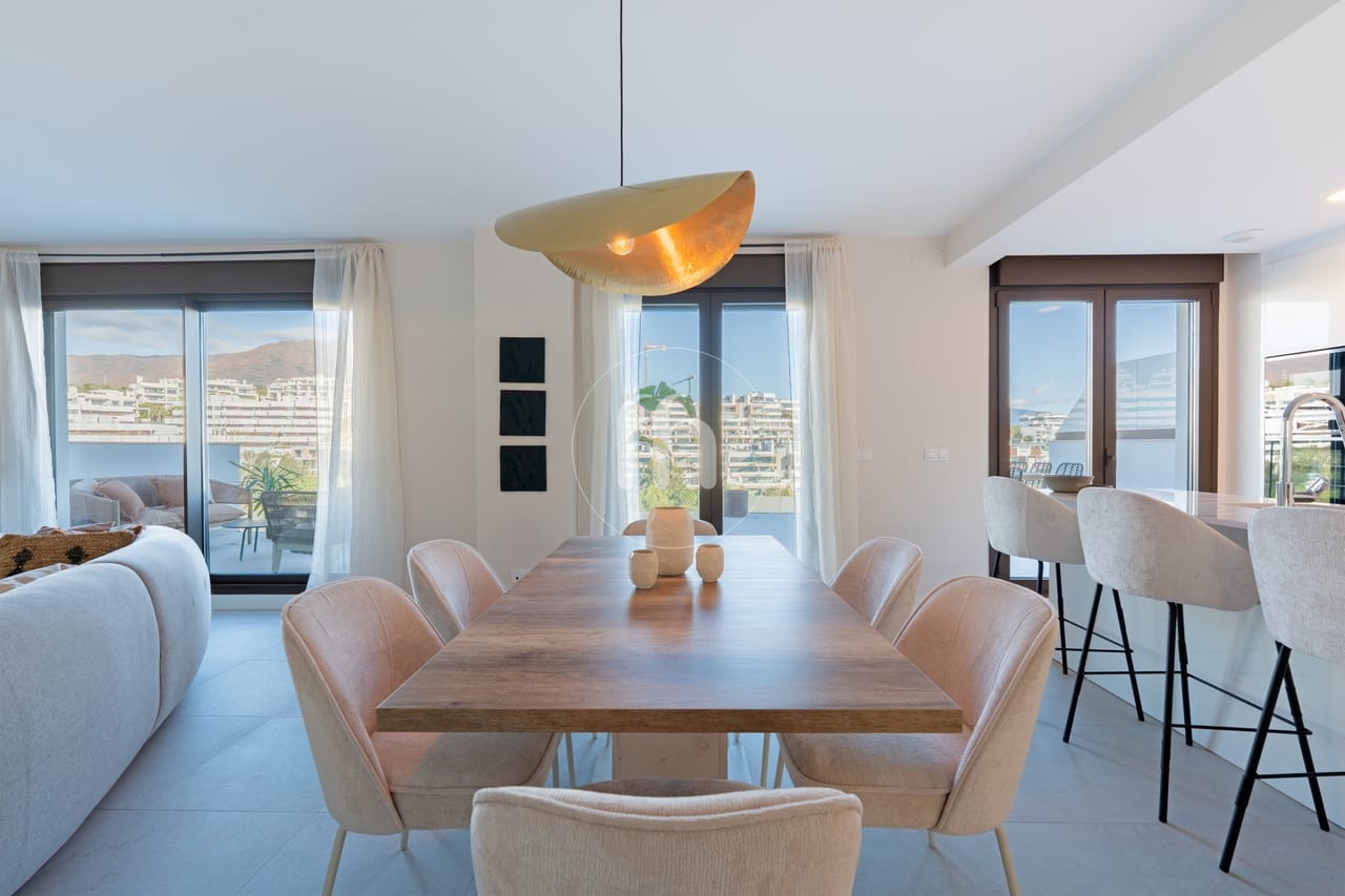 Modern 3-Bedroom Penthouse with Private Solarium in Las Mesas, Estepona - Image 23
