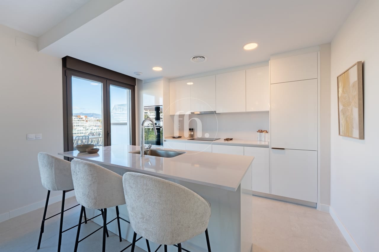 Modern 3-Bedroom Penthouse with Private Solarium in Las Mesas, Estepona - Image 24