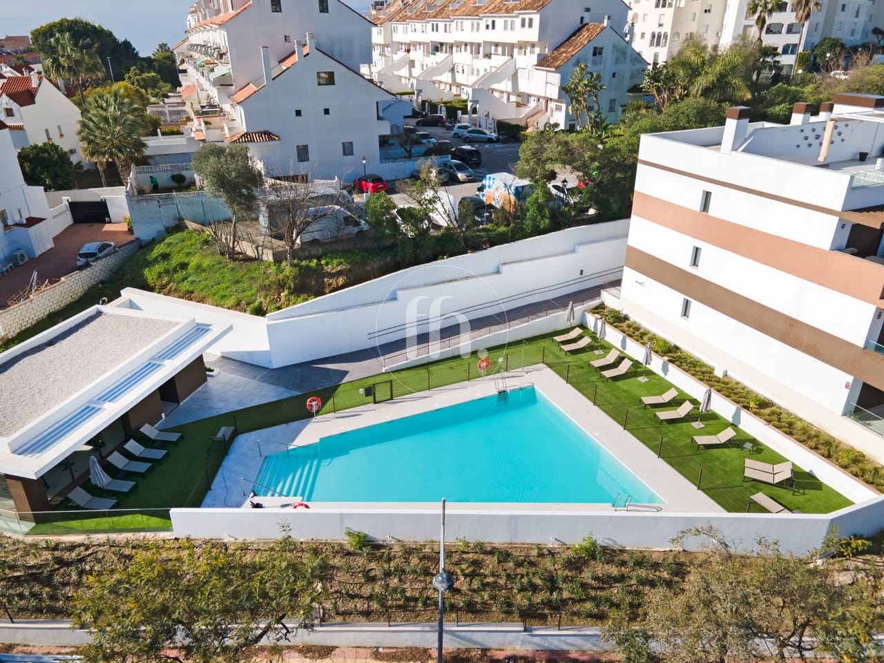 Modern 3-Bedroom Penthouse with Private Solarium in Las Mesas, Estepona - Image 46