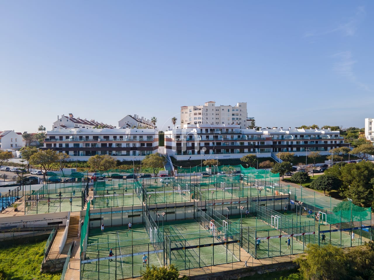 Modern 3-Bedroom Penthouse with Private Solarium in Las Mesas, Estepona - Image 48