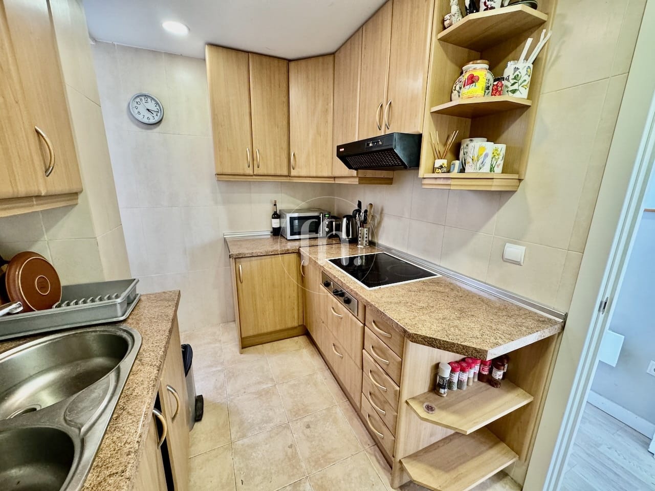 Apartment for sale on Calle Caridad, Estepona Old Town - Image 10