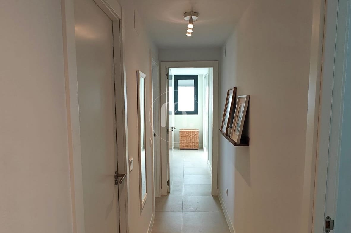 Elegant 4-Bedroom Apartment with Sea Views in Las Mesas Estepona - Image 14