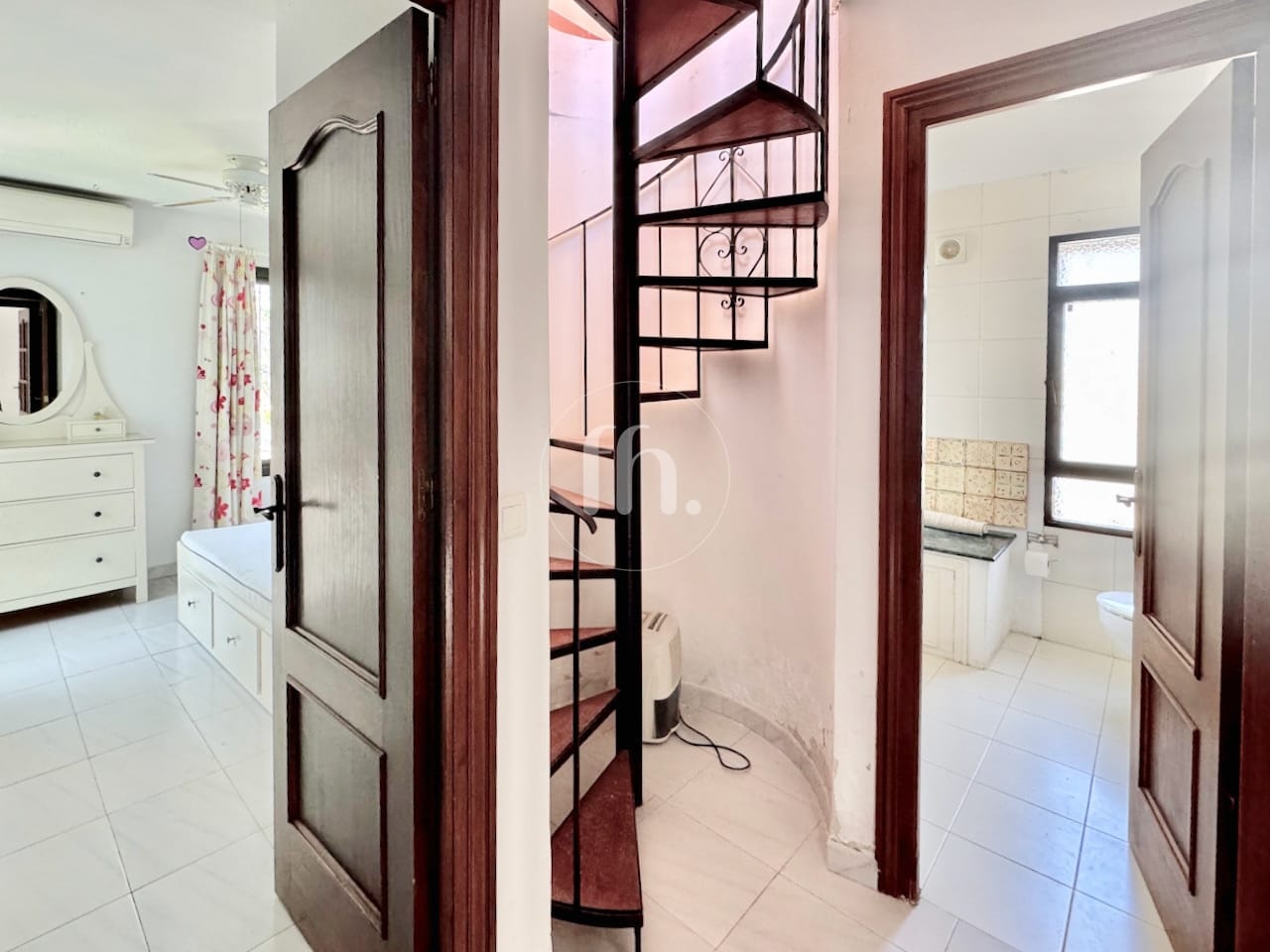 Detached one level family villa in Seghers, Estepona - Image 14