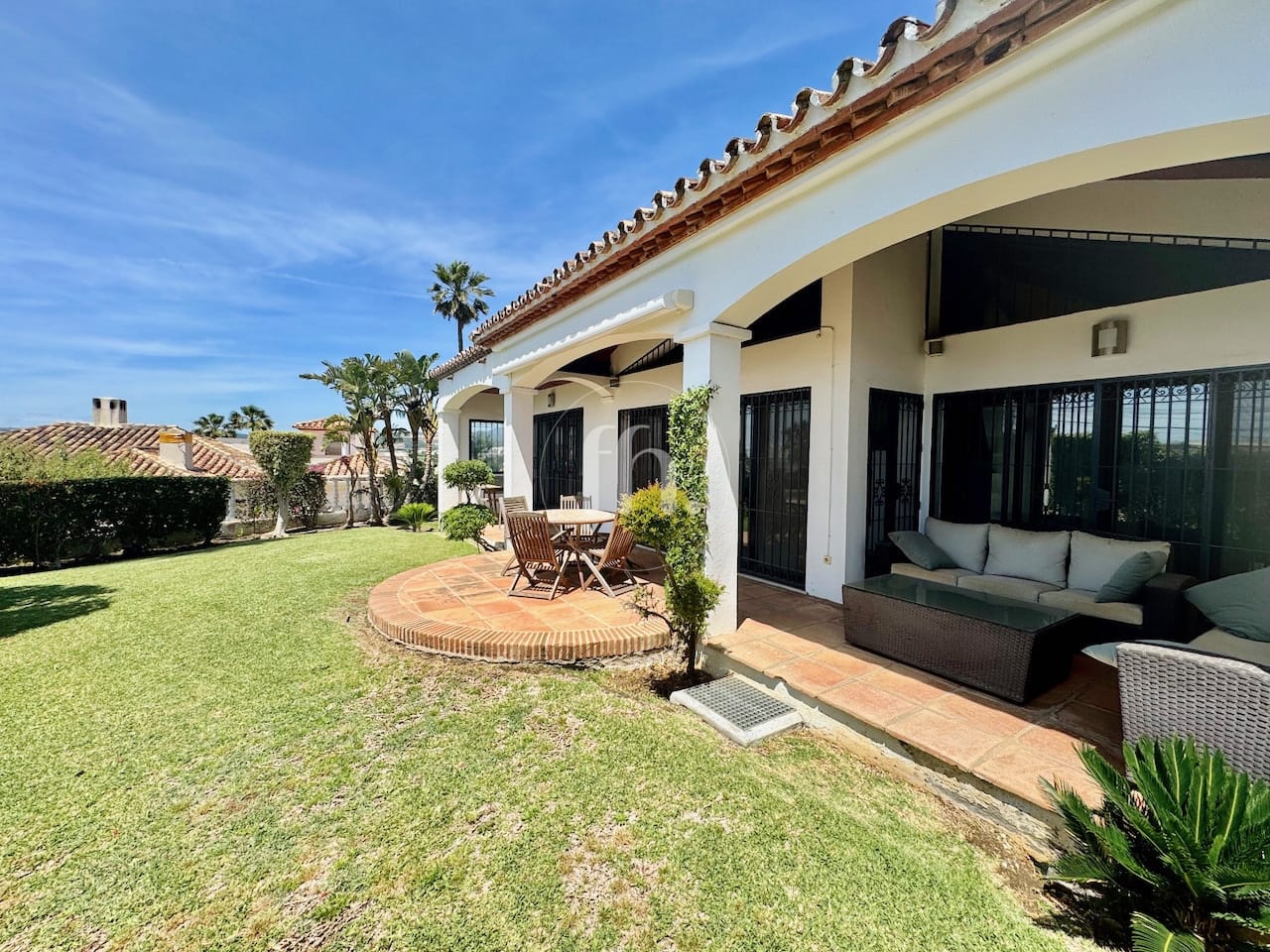 Detached one level family villa in Seghers, Estepona - Image 18