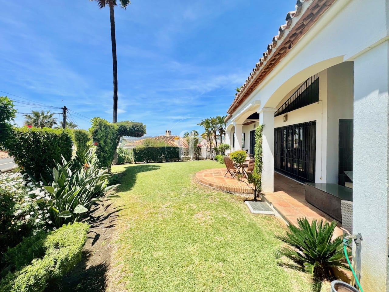 Detached one level family villa in Seghers, Estepona - Image 20