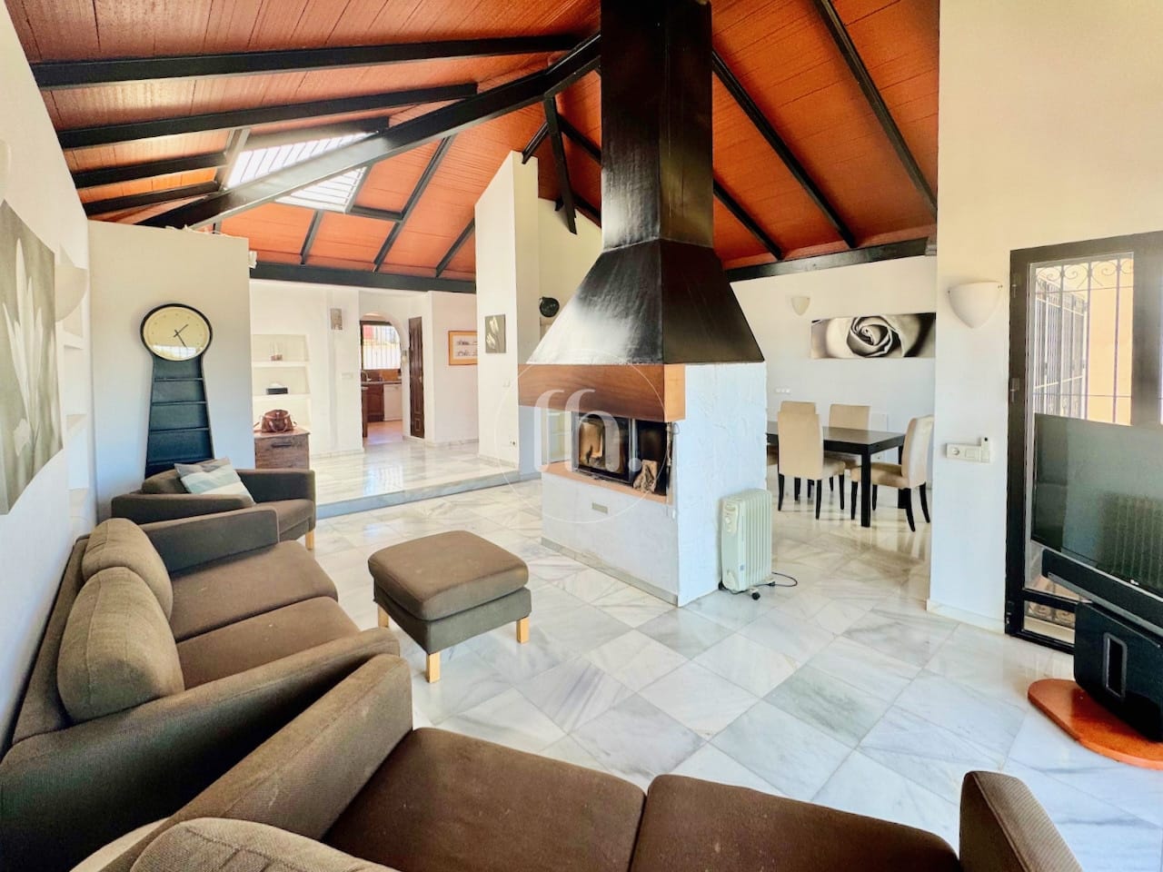 Detached one level family villa in Seghers, Estepona - Image 5