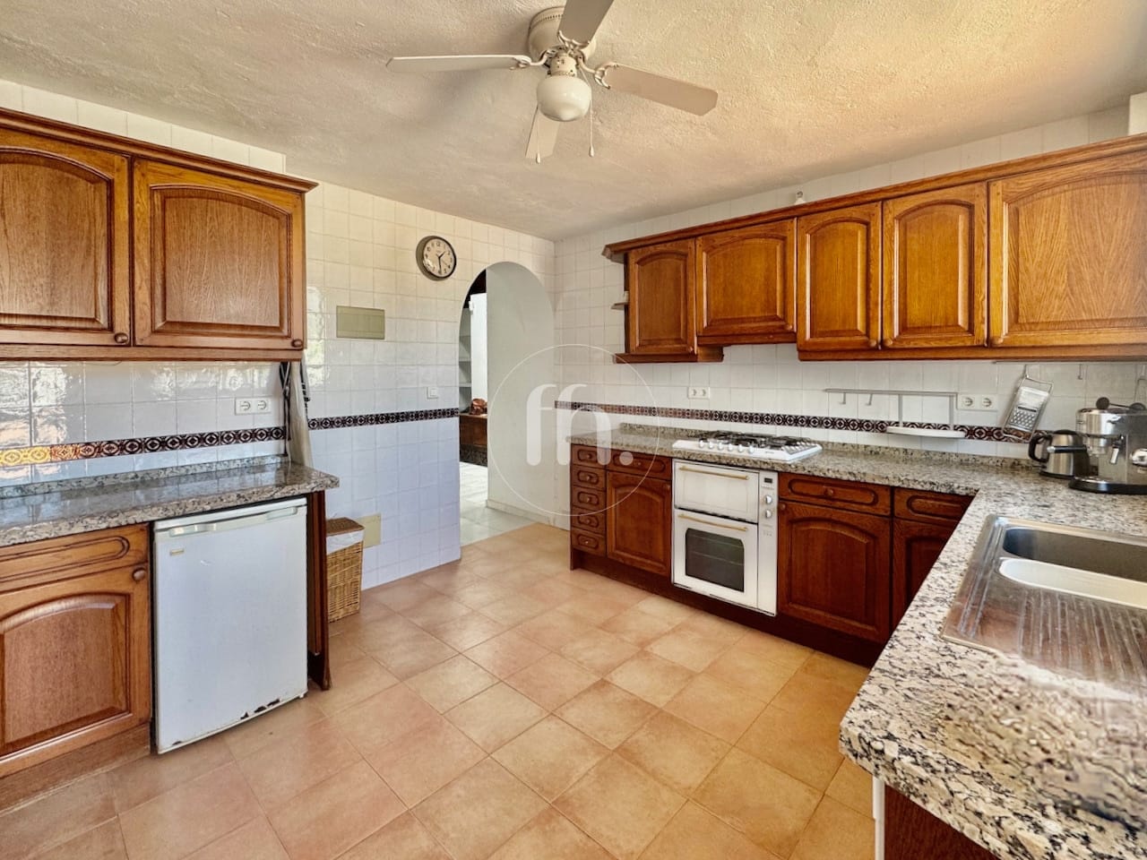 Detached one level family villa in Seghers, Estepona - Image 6
