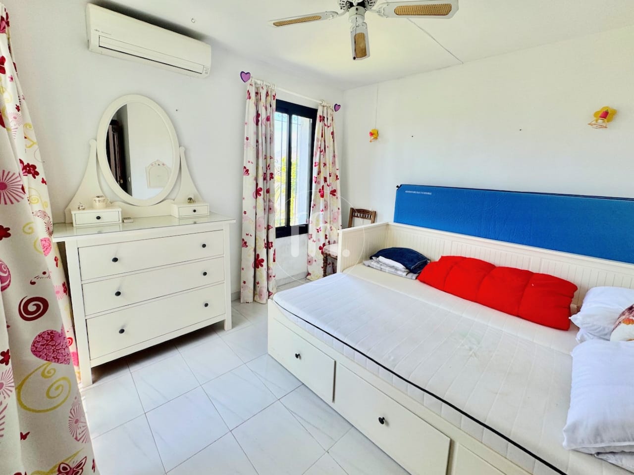Detached one level family villa in Seghers, Estepona - Image 9