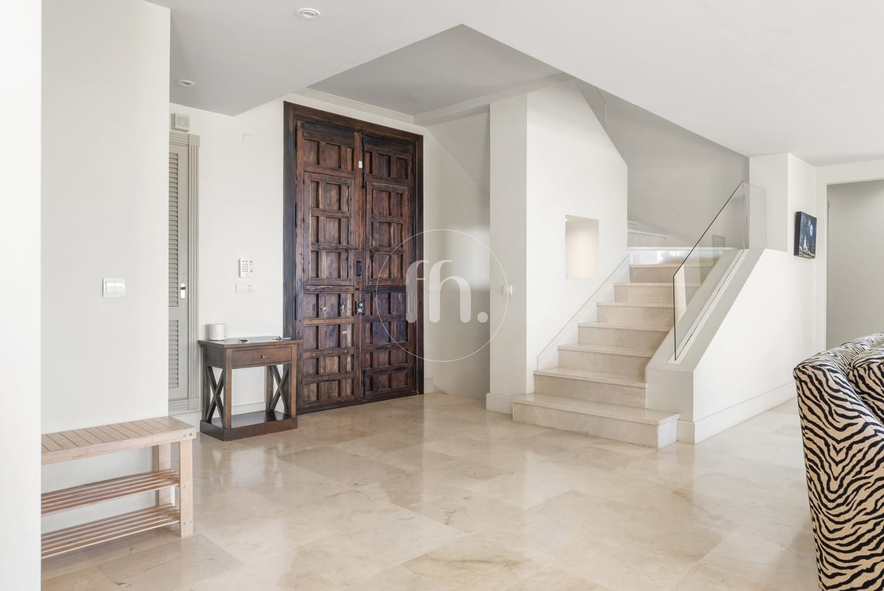 Immaculate villa for sale in La Paloma de Manilva with breathtaking sea views - Image 32