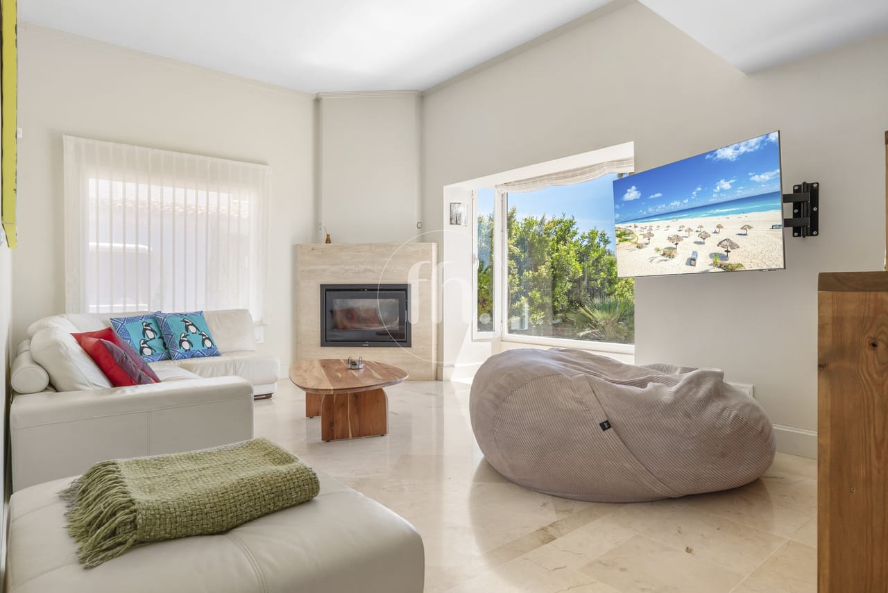 Immaculate villa for sale in La Paloma de Manilva with breathtaking sea views - Image 36
