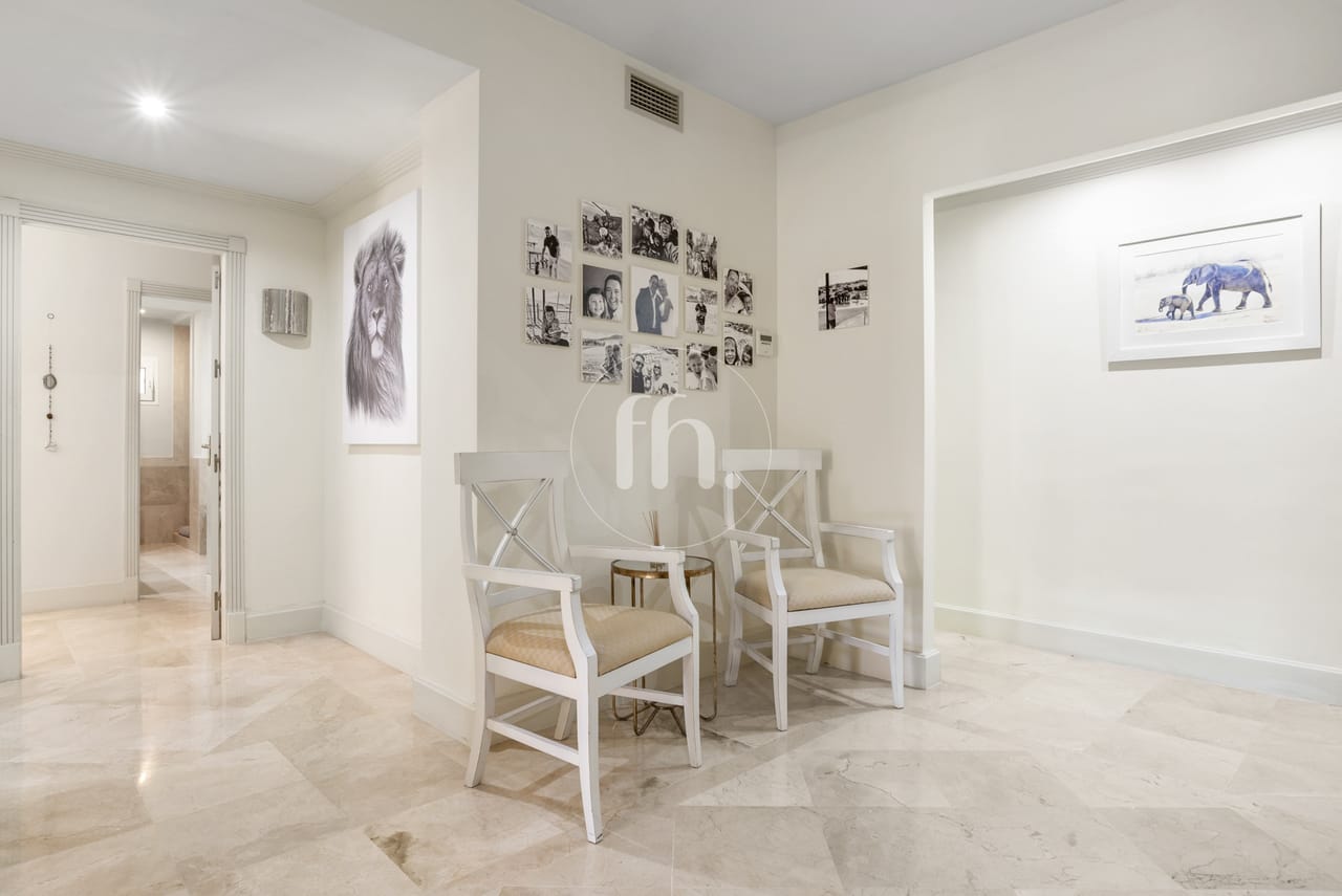 Immaculate villa for sale in La Paloma de Manilva with breathtaking sea views - Image 49
