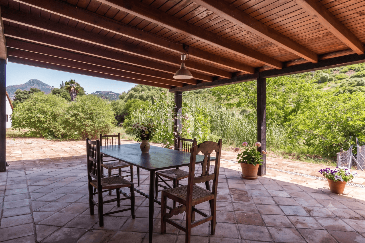 Beautiful finca for sale between Manilva and Casares - Image 21